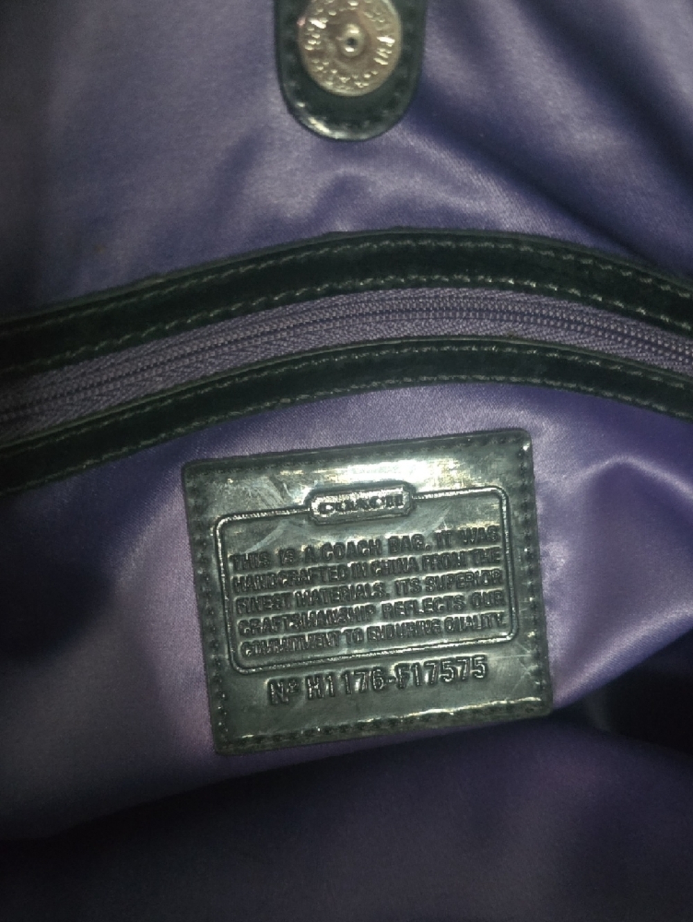 Coach Poppy Black & Purple Pop Graffiti Glam Kisslock Shoulder Bag (EUC)🖤💜🖤 - Picture 9 of 12